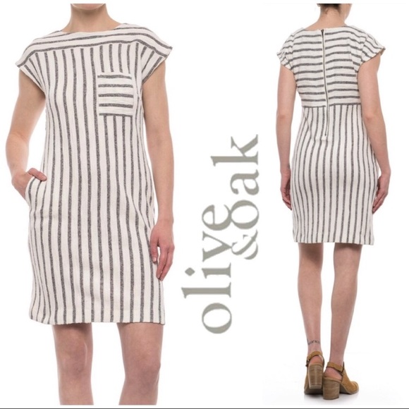 Olive & Oak Dresses & Skirts - Olive and oak pocket linen feel shift dress